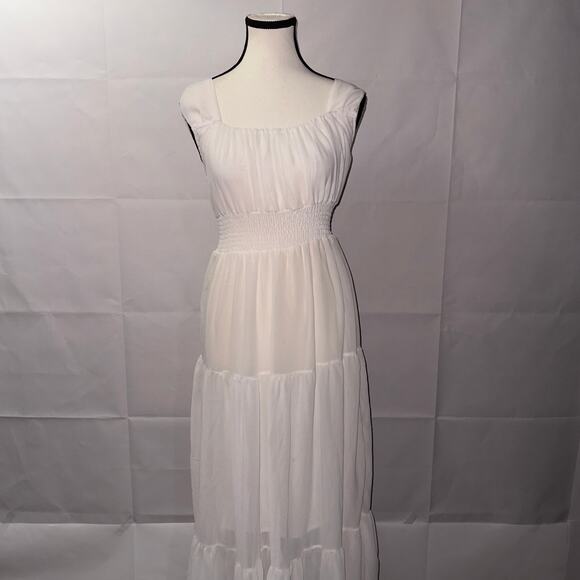 Women’s White maxi Ruffle Dress - Picture 1 of 5